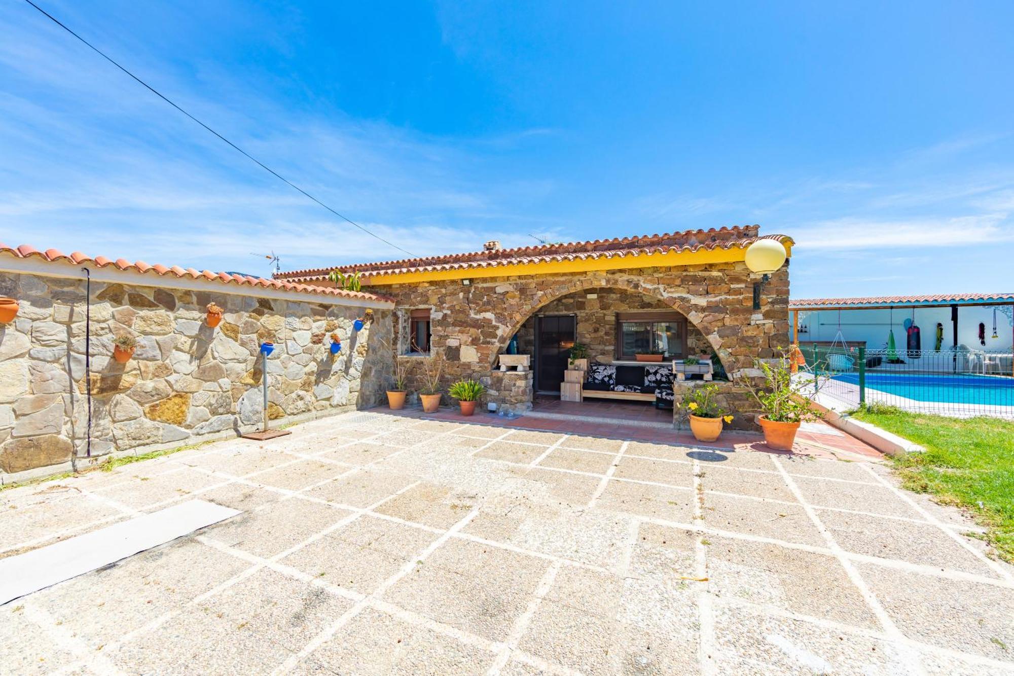 Chalet Con Piscina Privada En Bolonia Tarifa Exterior foto